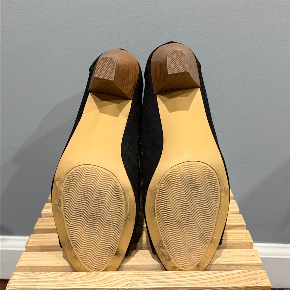 Black Cutout Ankle Booties Peep Toe Heels Versatile Everyday Chic Diane Gilman 9 - Picture 12 of 13